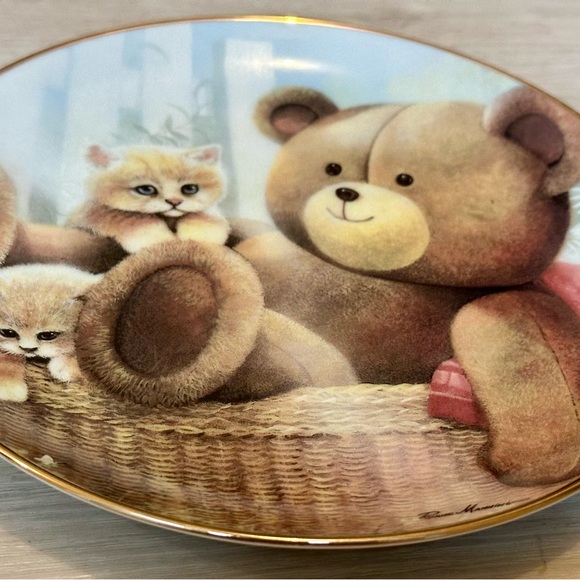Limited Edition “A Stuffed Friend” Cat Plate by Ruane Manning | The Danbury Mint - Picture 5 of 16